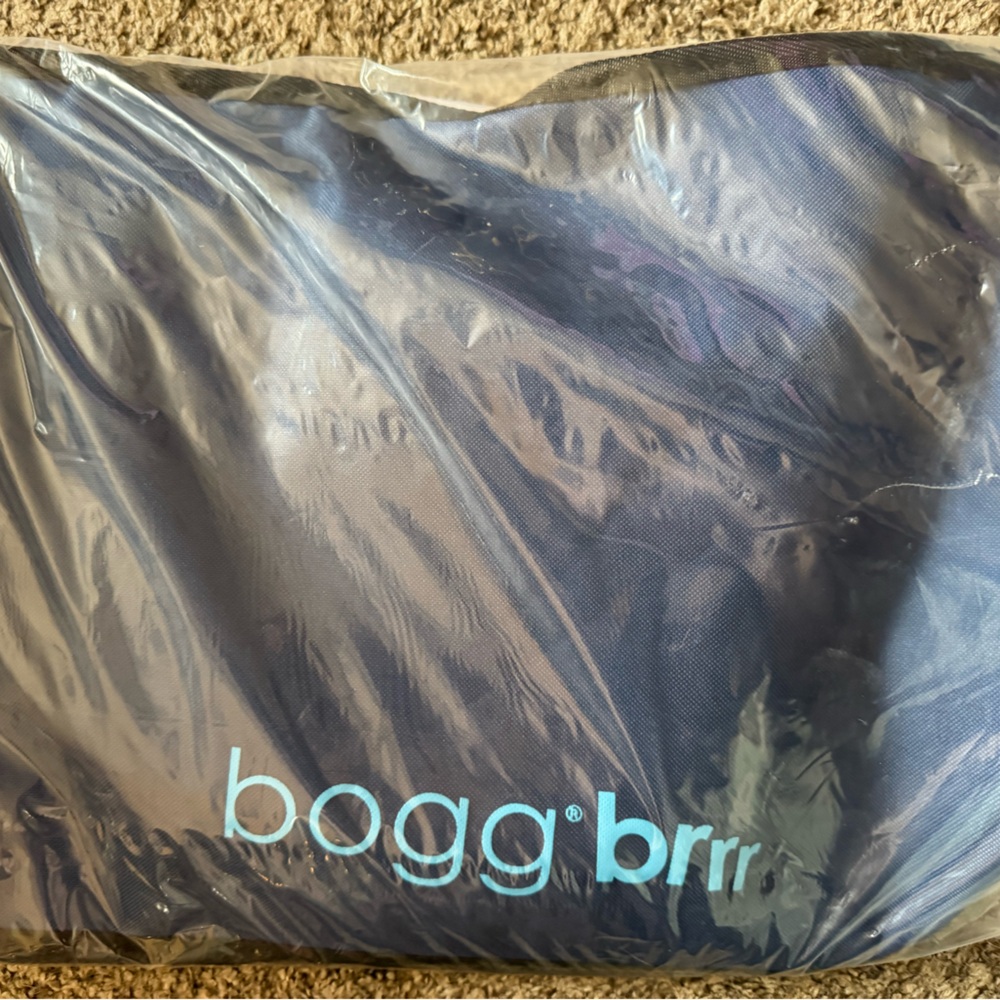 Green Bogg Bag Combo, Navy Bogg Brrr Cooler and Coral Cup Caddy NEW w/ Tags - Picture 3 of 4